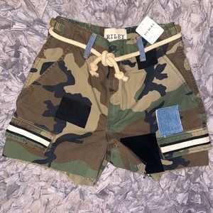 Riley army Camo patch shorts